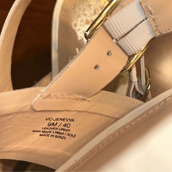 Vince Camuto Cream/ Ivory Slingback
Sandals(Size 9M) - Picture 14 of 15